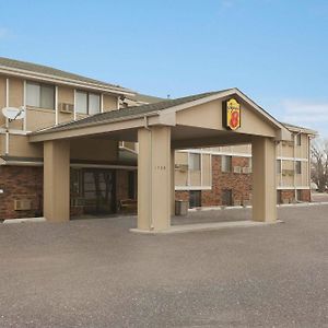 Super 8 By Wyndham Sioux Falls Near Convention Center